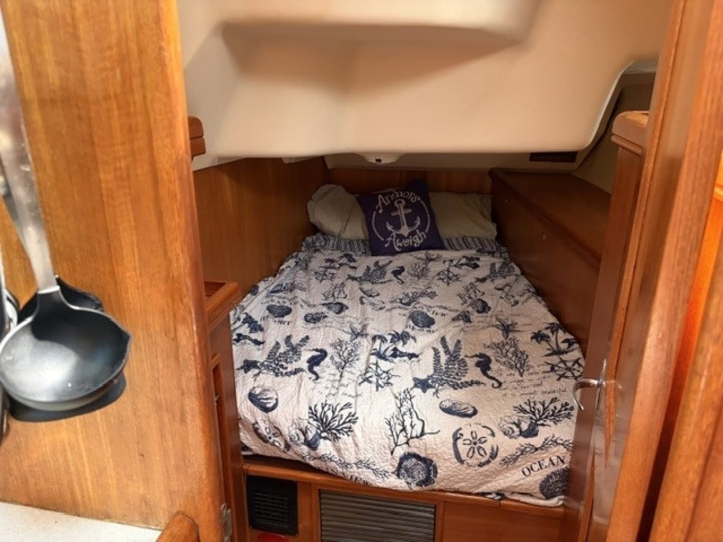 2002 Hunter 466