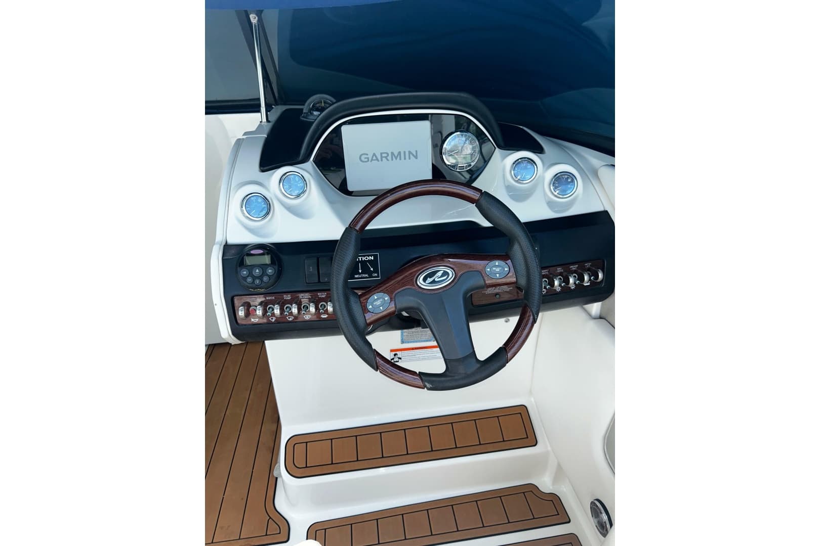 2008 Sea Ray 270 Sundeck