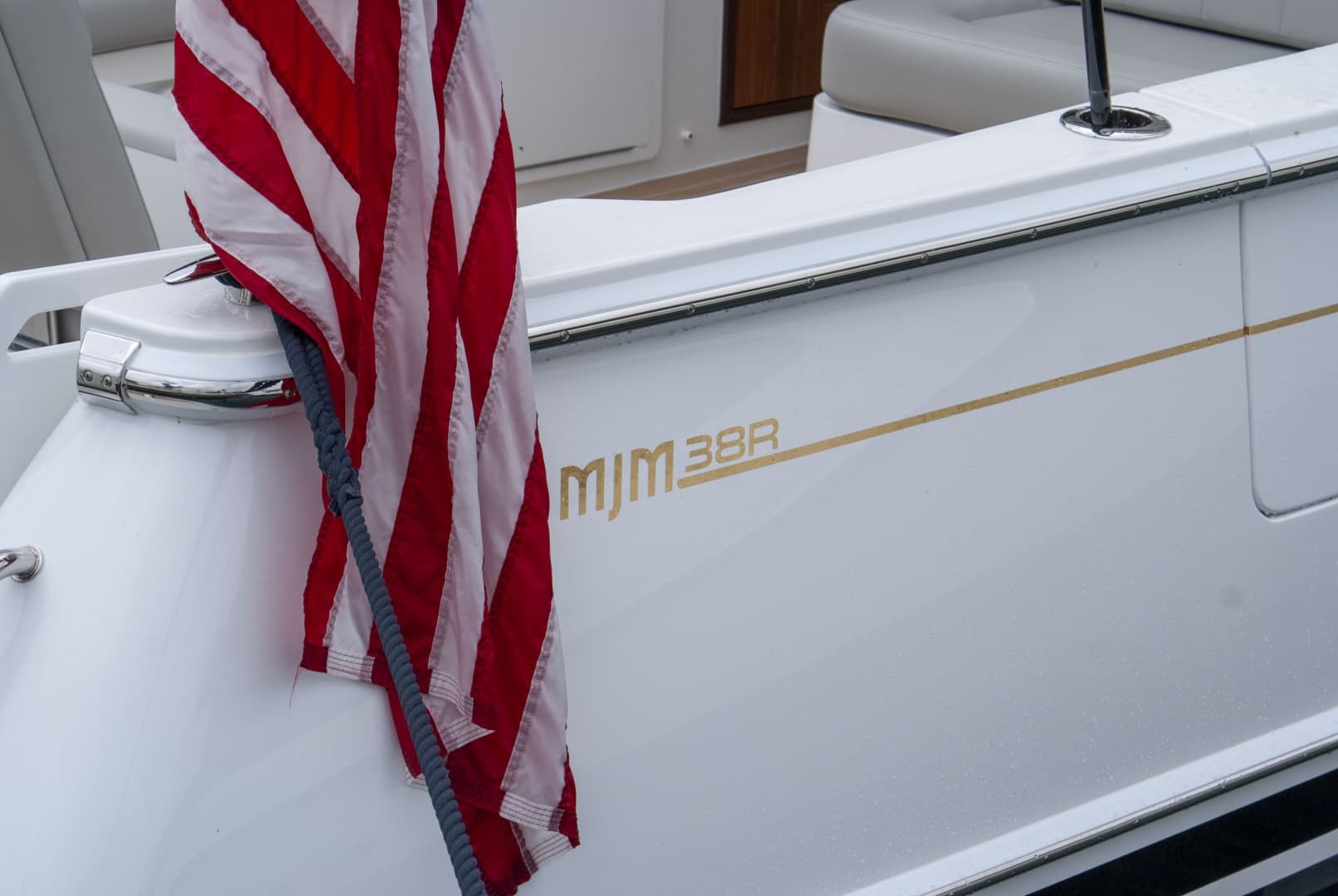 2027 MJM 38R