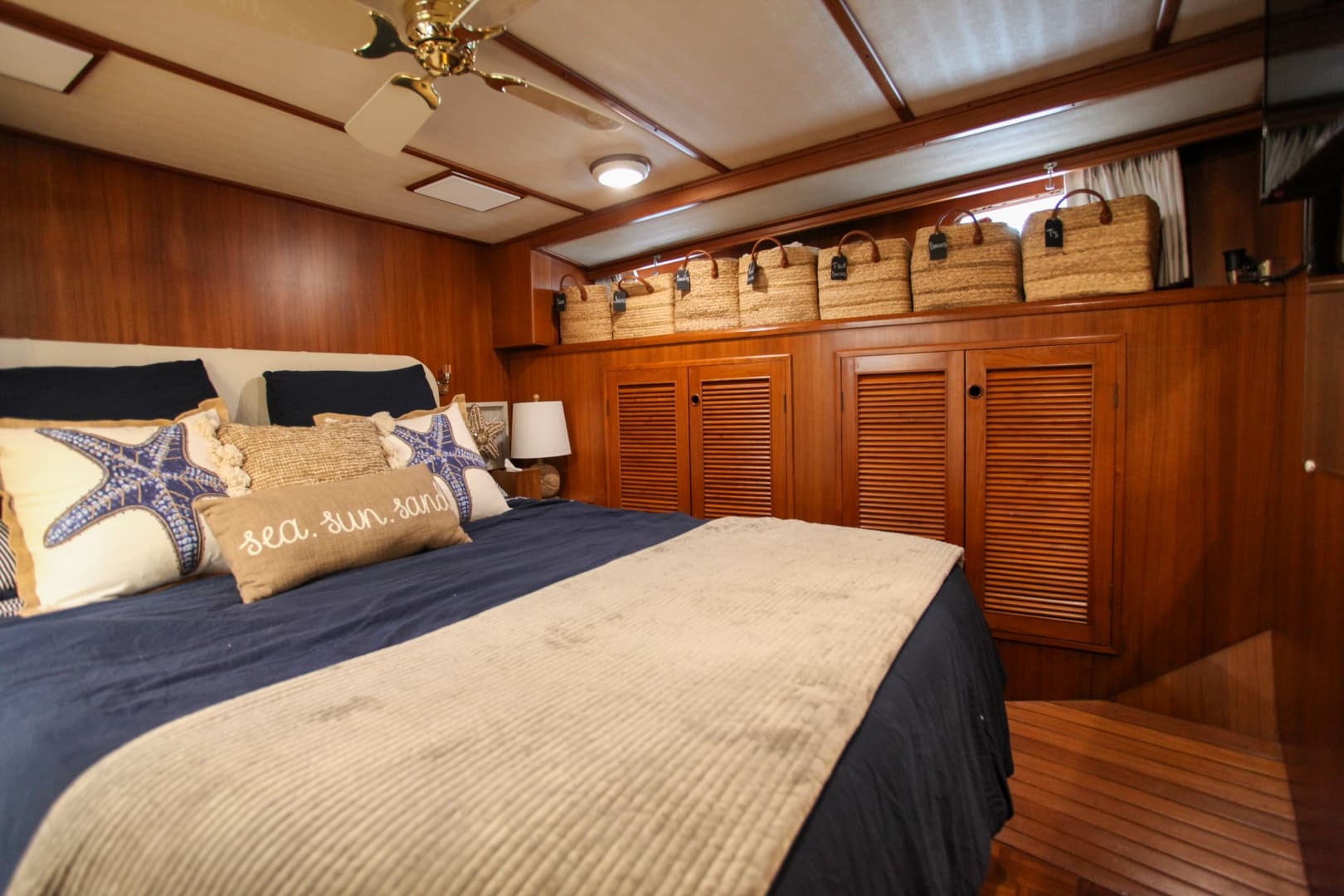 2002 DeFever Raised Pilothouse Trawler