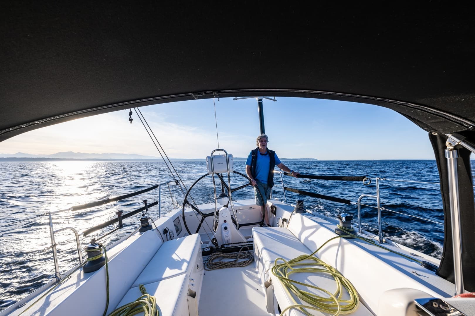 2007 J Boats 124