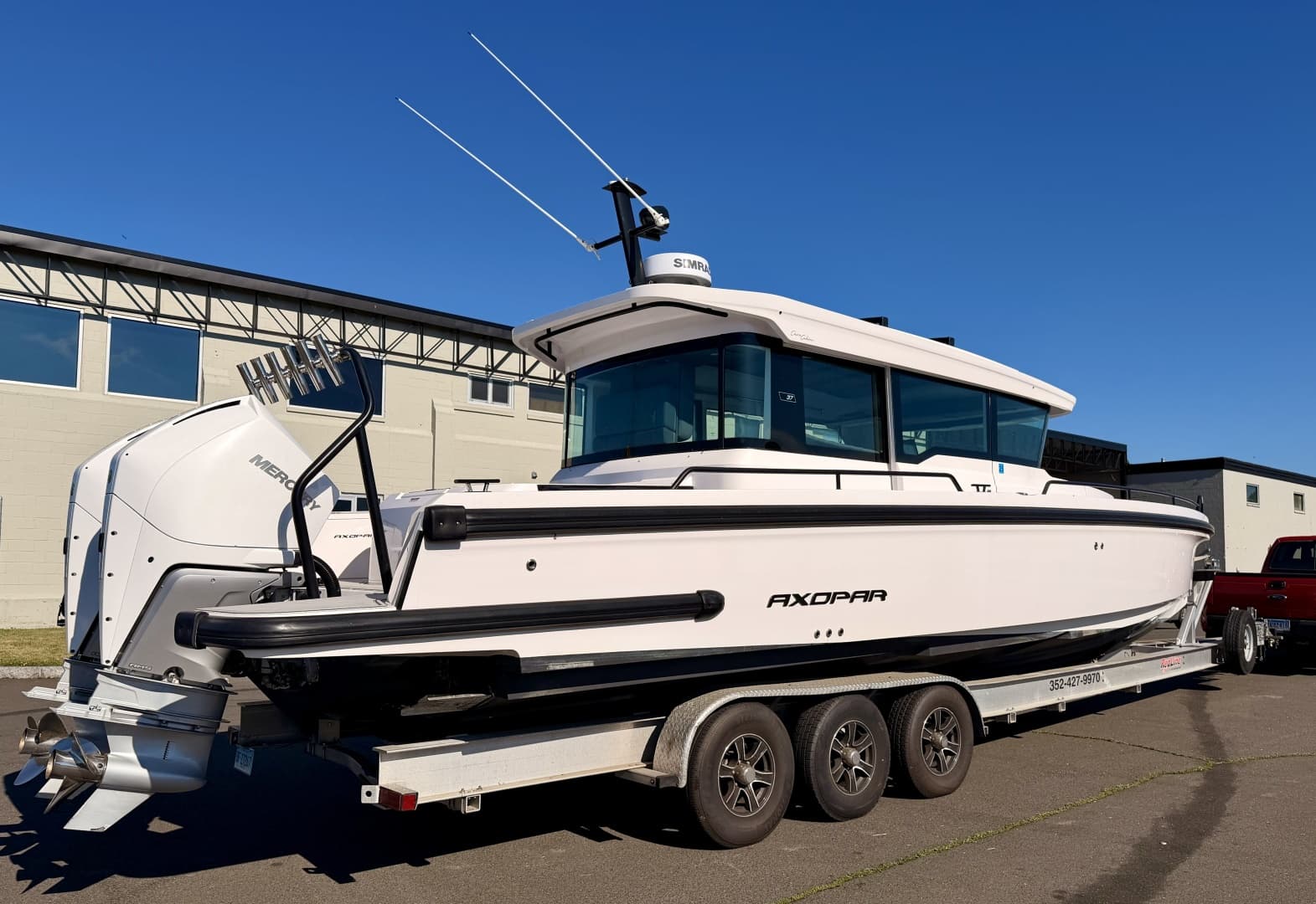 2021 Axopar 37 XC Cross Cabin