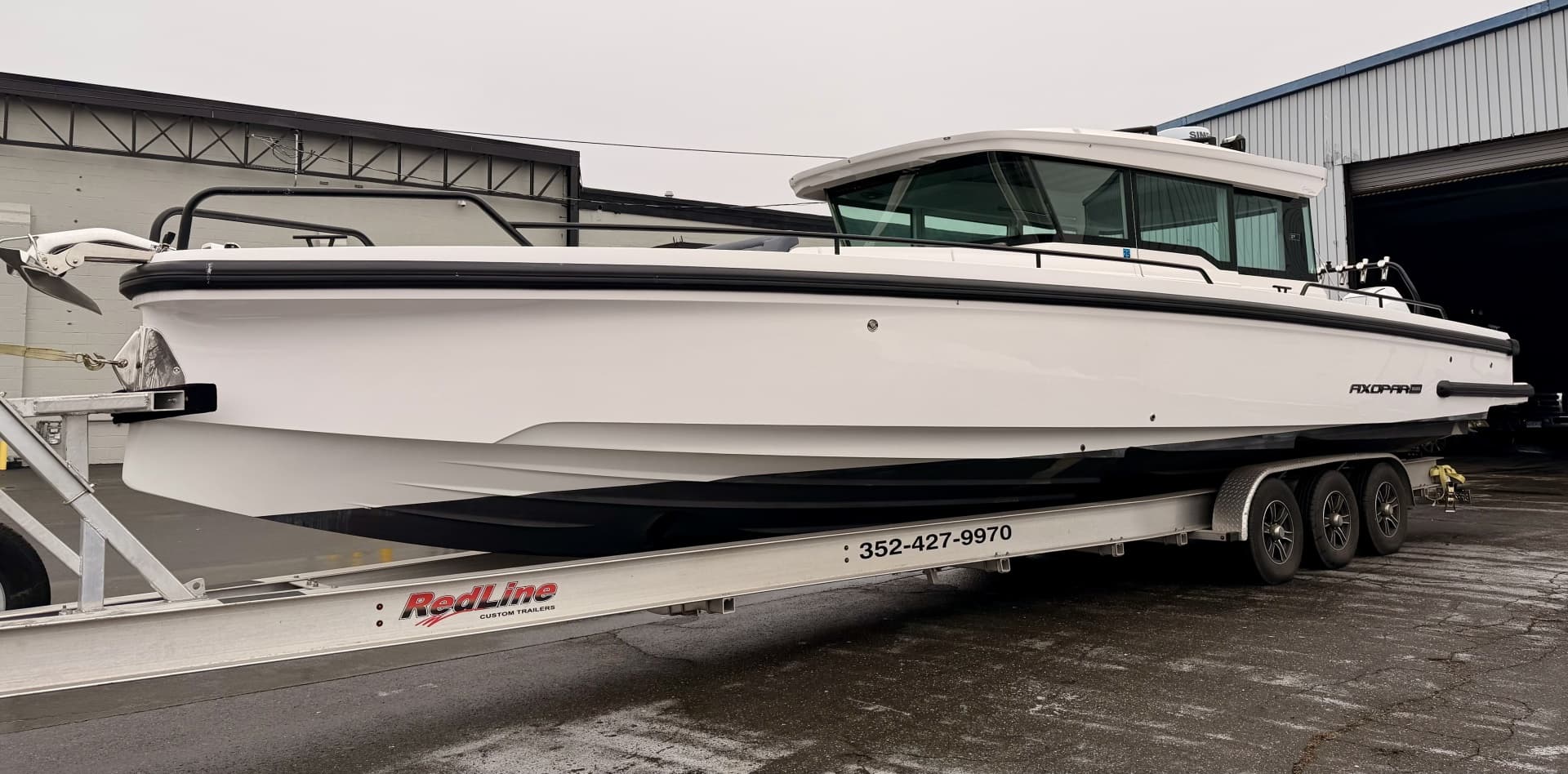 2021 Axopar 37 XC Cross Cabin