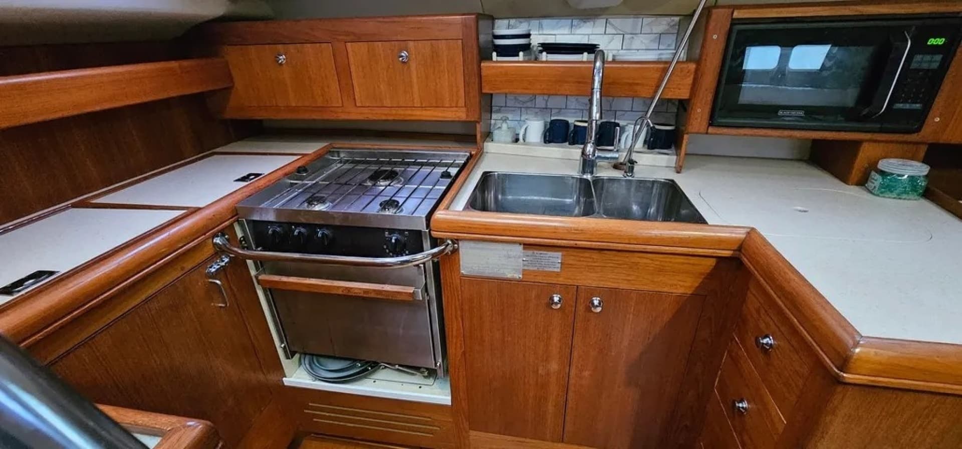 2002 Hunter 420