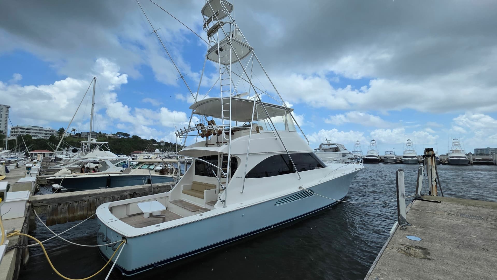 2010 Viking 64' Sportfish Convertible