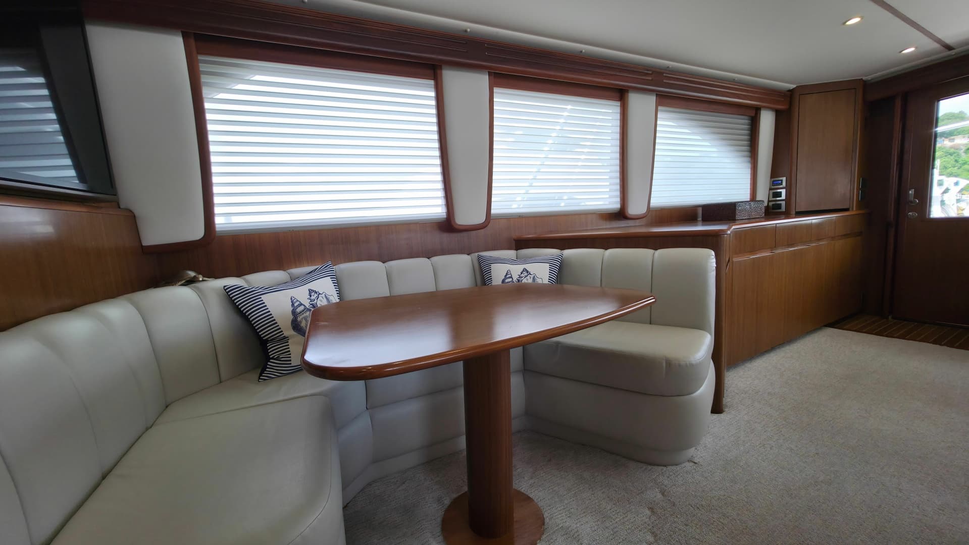 2010 Viking 64' Sportfish Convertible
