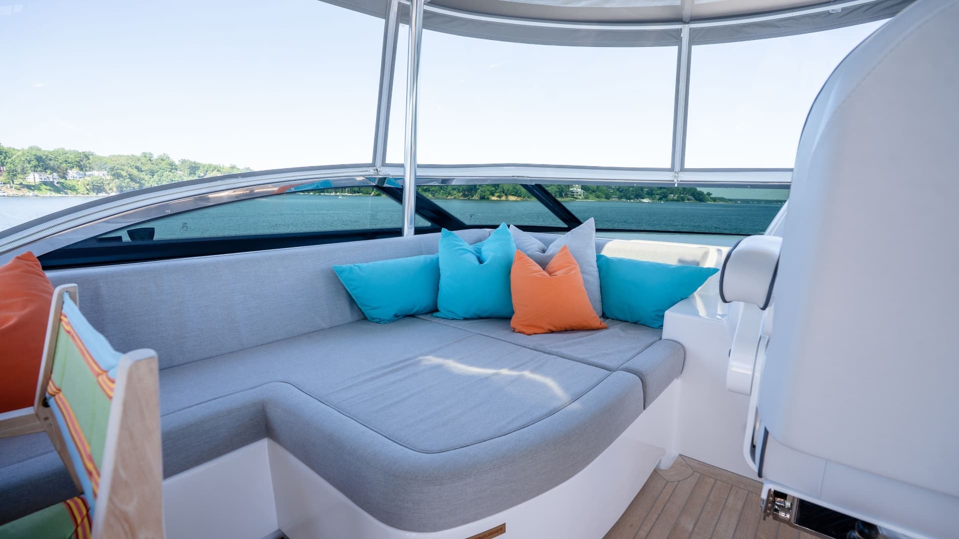 2021 Hatteras M75 Panacera