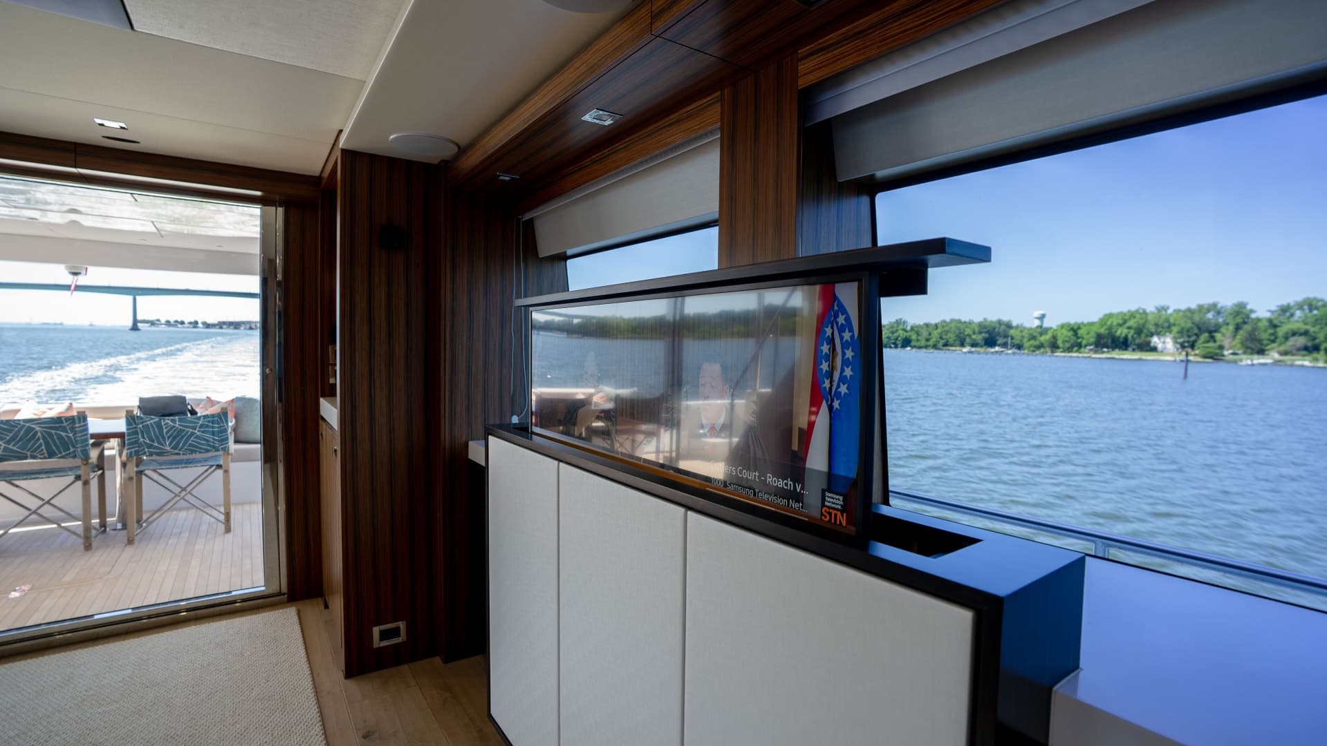 2021 Hatteras M75 Panacera