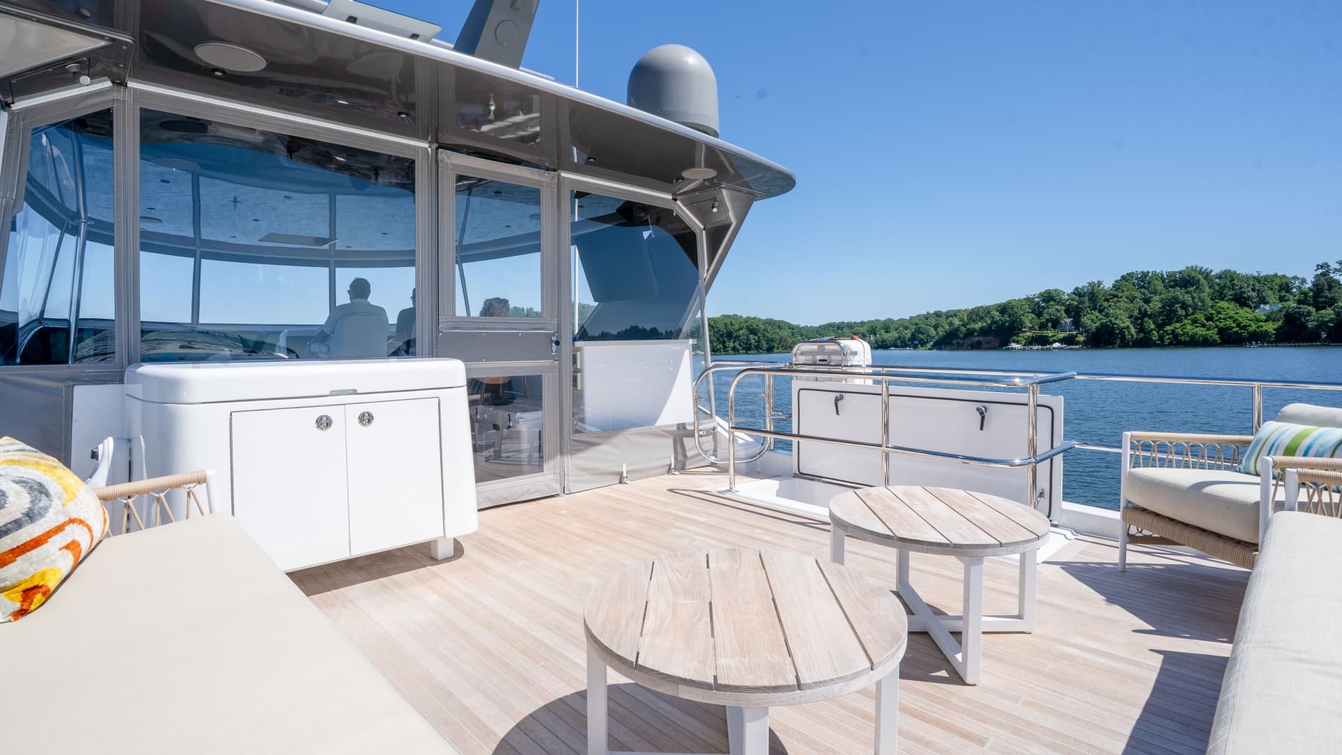 2021 Hatteras M75 Panacera