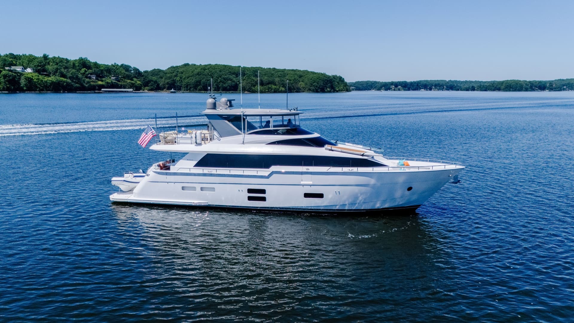 2021 Hatteras M75 Panacera
