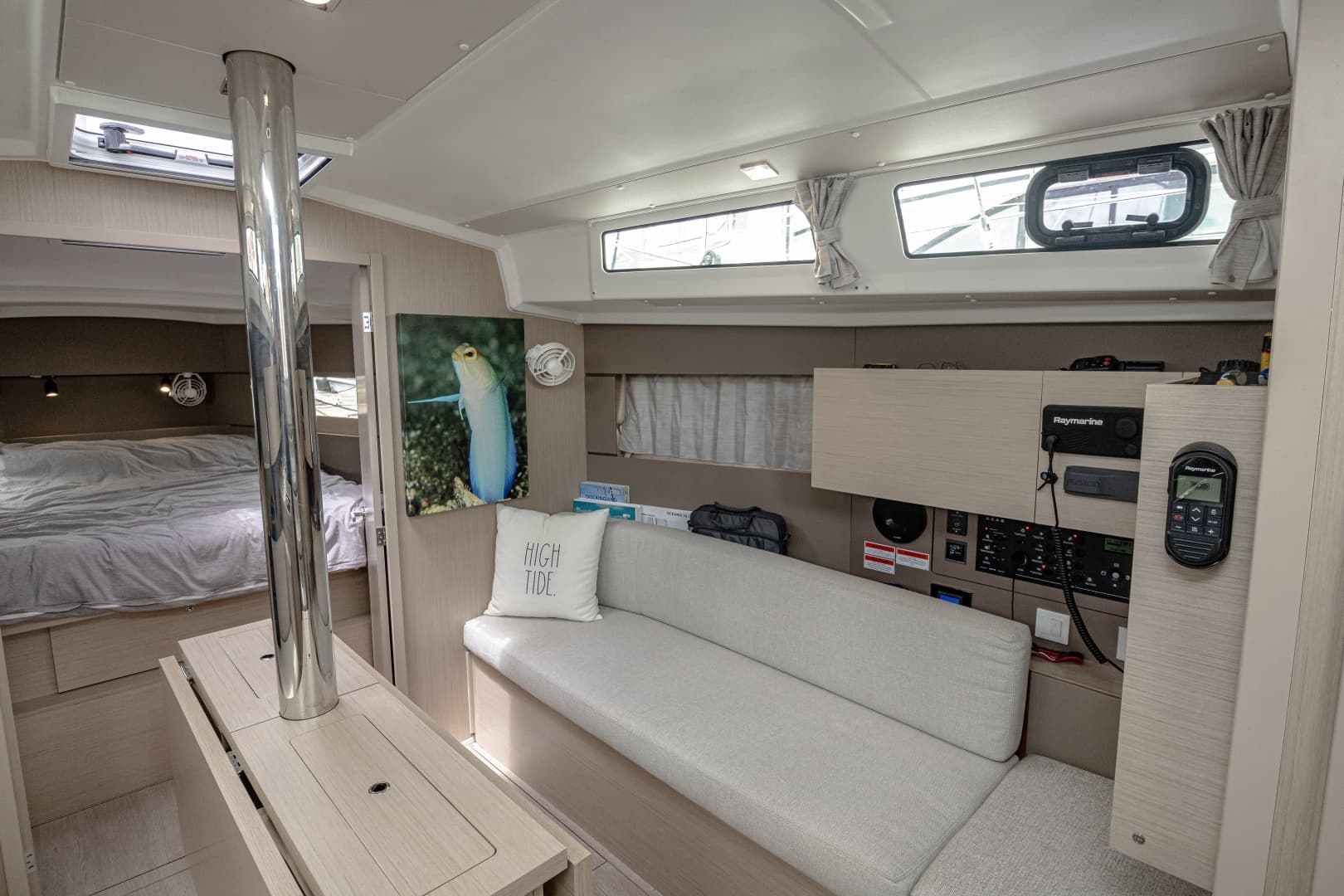 2023 Beneteau 38.1