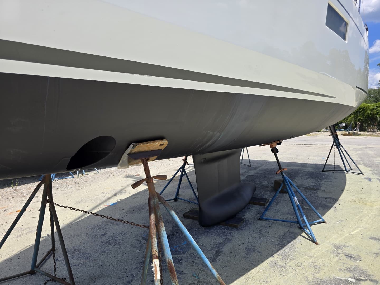 2023 Beneteau 38.1