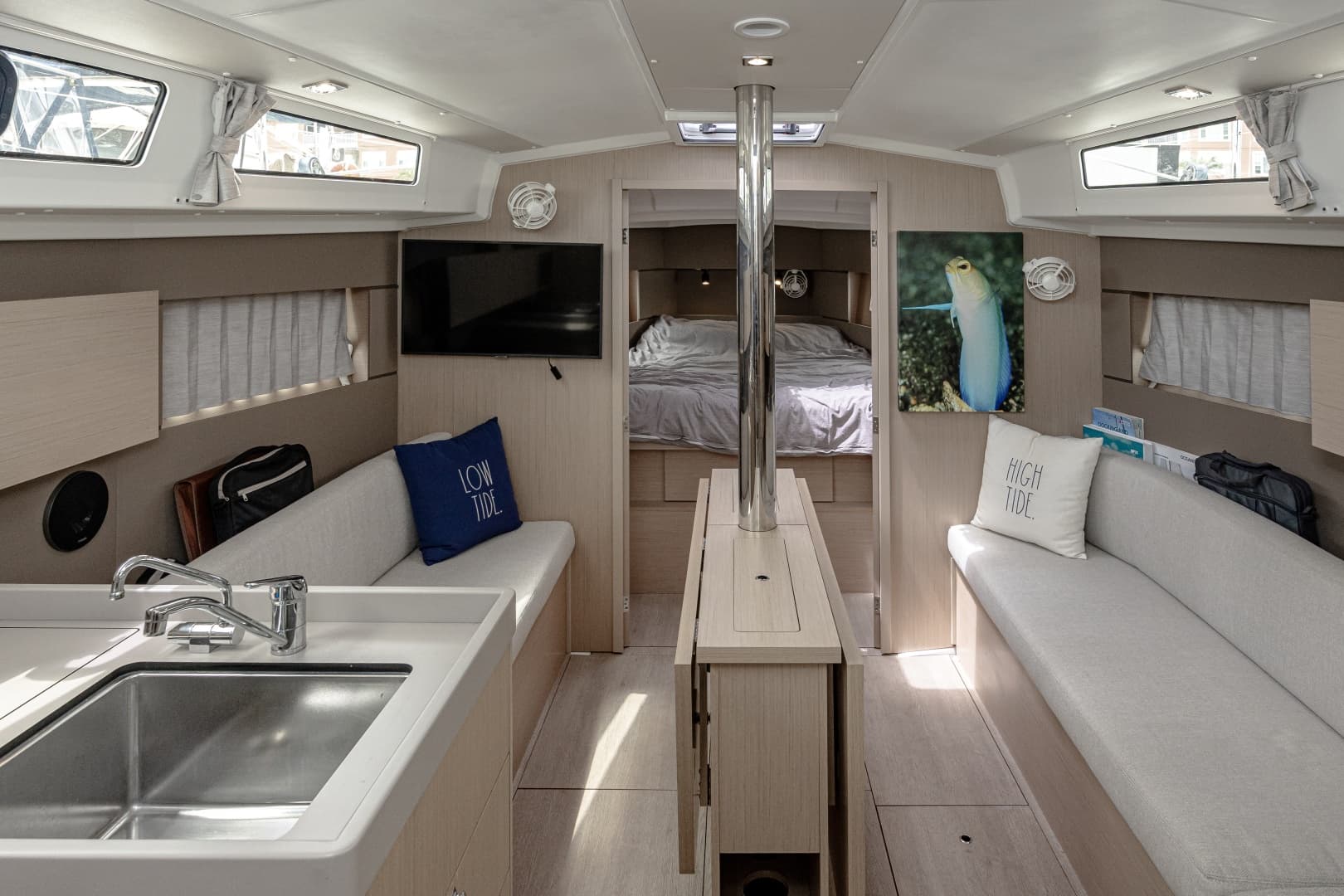 2023 Beneteau 38.1