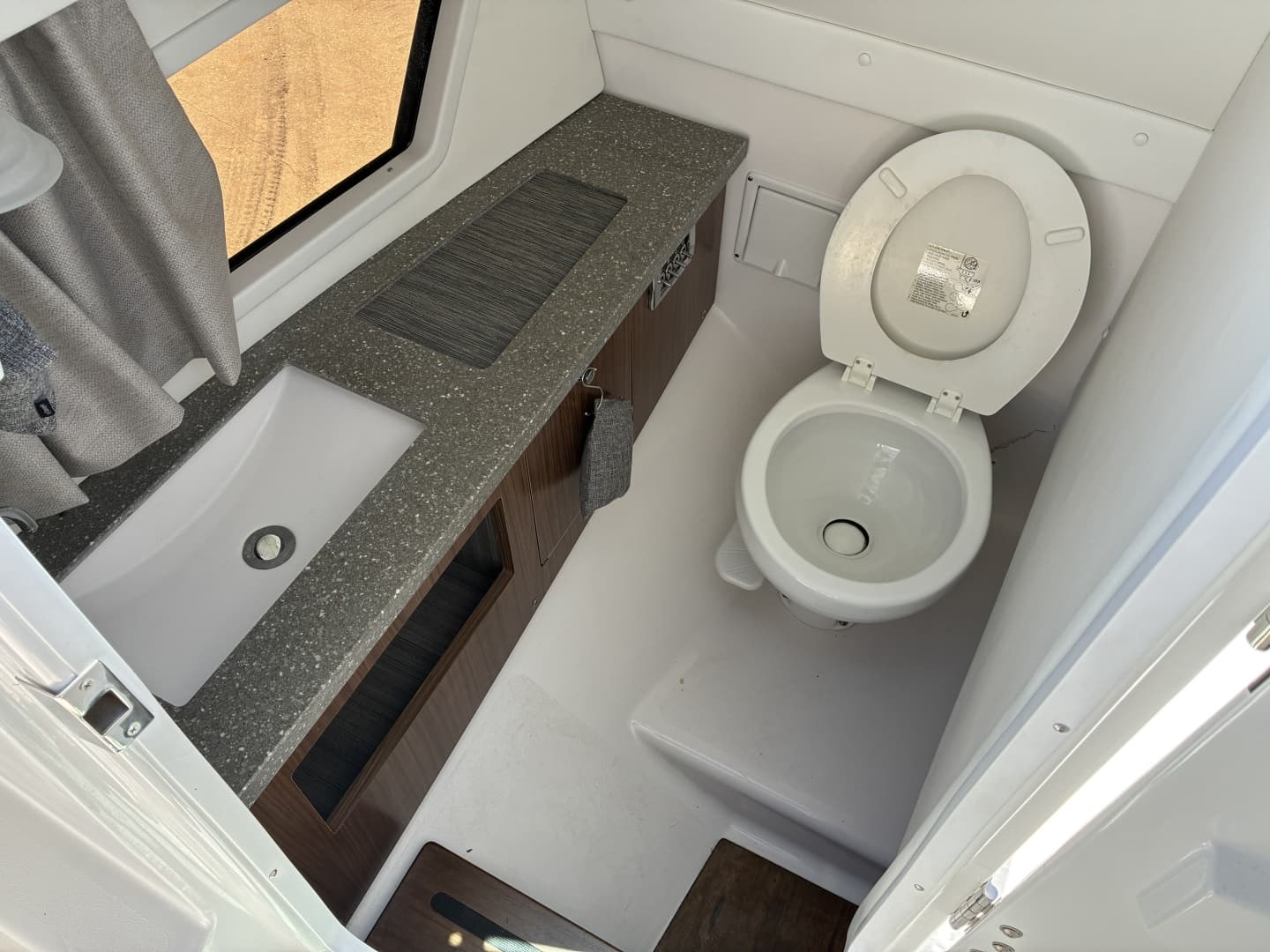 2020 Four Winns H290 OB