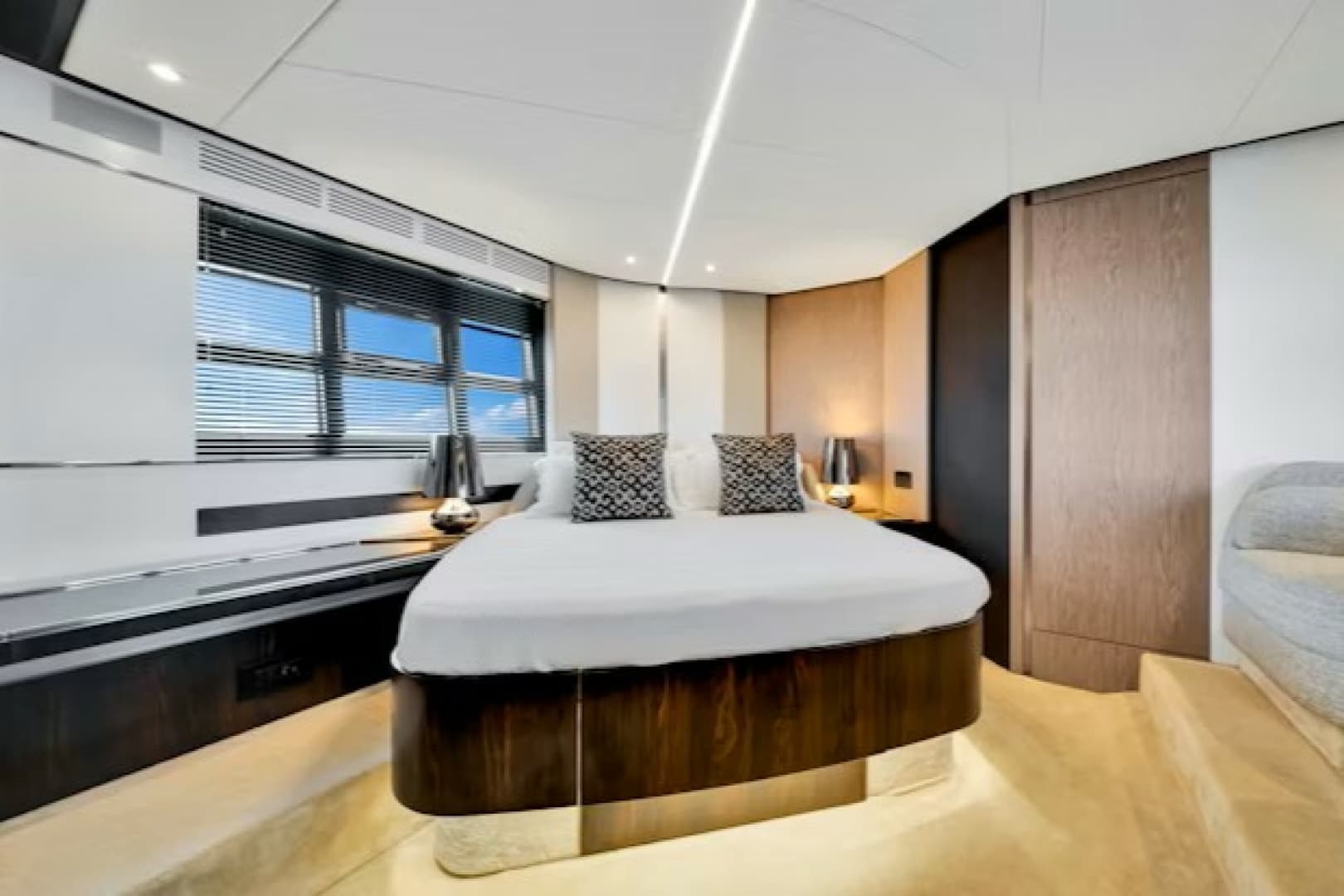 2021 Azimut S6 SPORTFLY