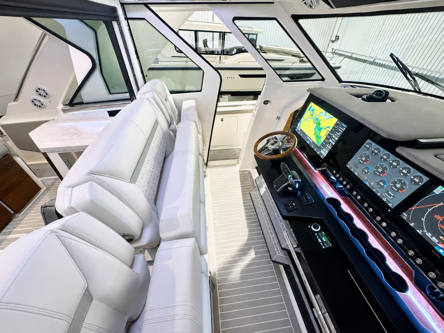 2023 Tiara Yachts 48 LS