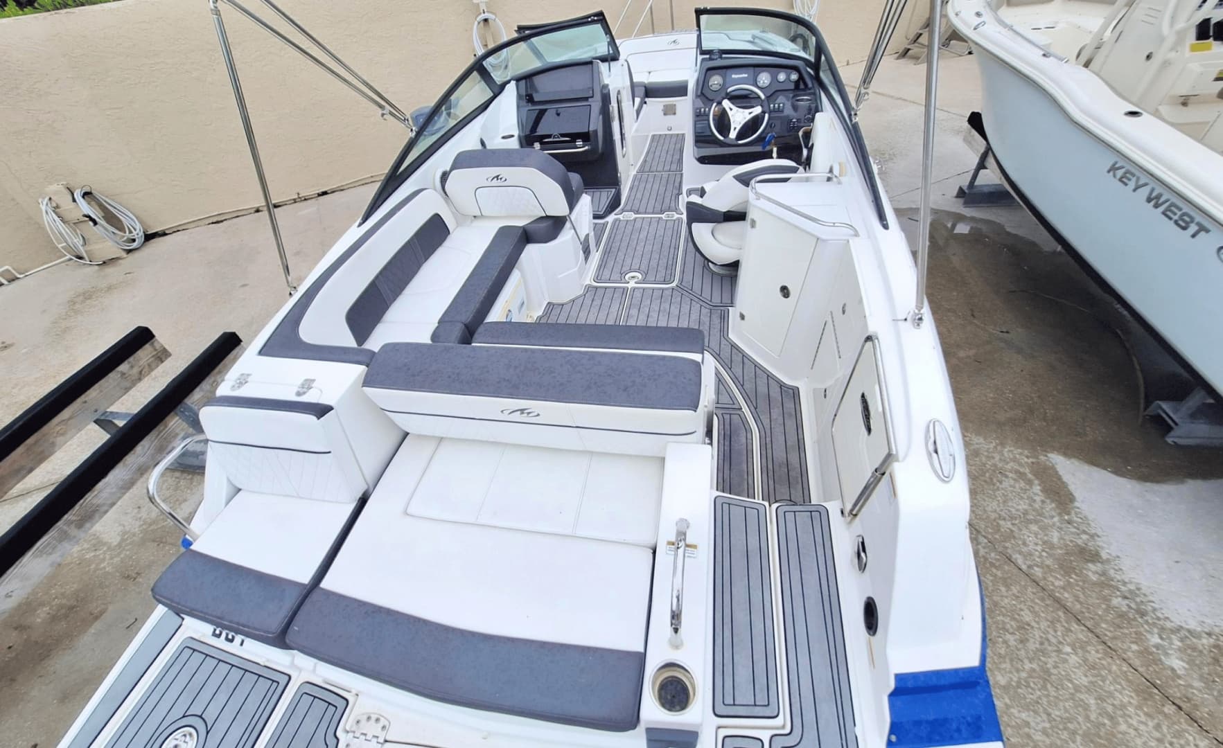 2019 Monterey M45