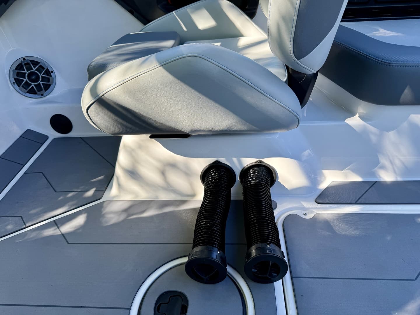 2022 Axis A24