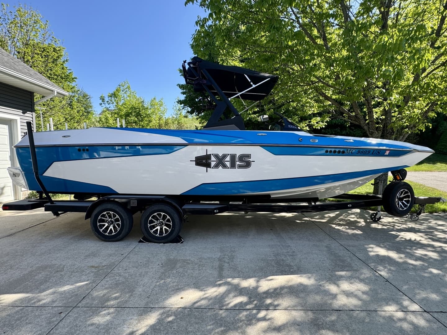2022 Axis A24
