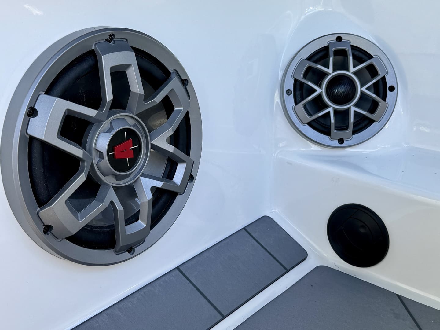 2022 Axis A24