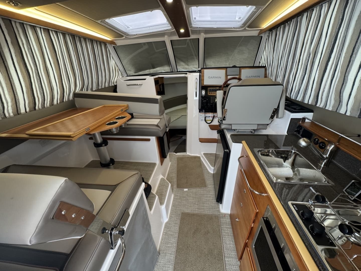 2025 Cutwater C-288