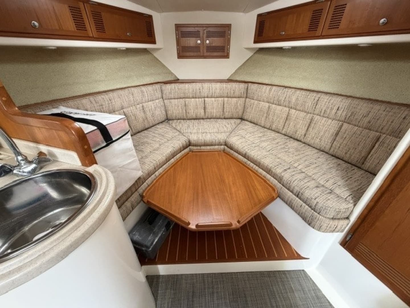1996 Cabo 31 Express