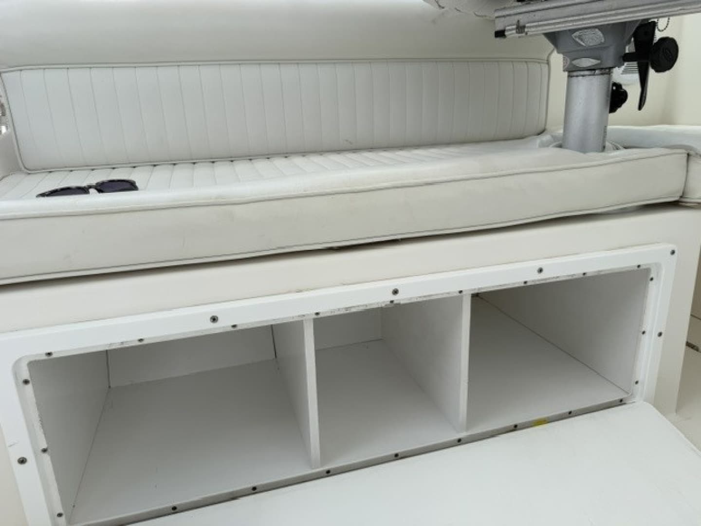 1996 Cabo 31 Express