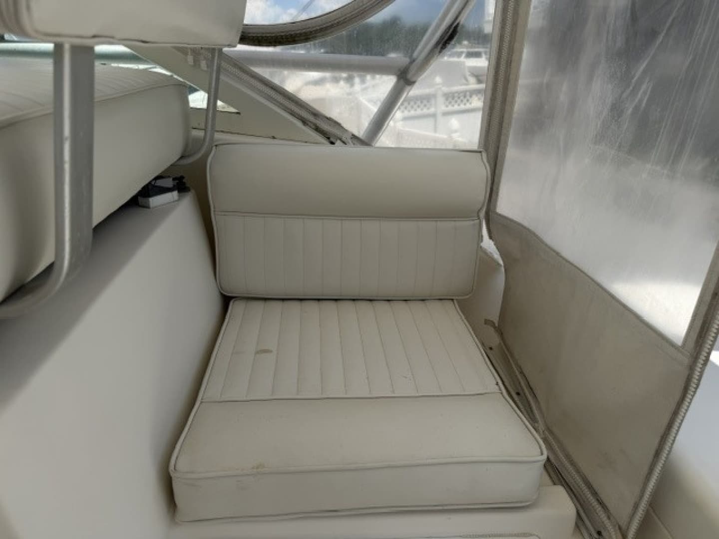 1996 Cabo 31 Express