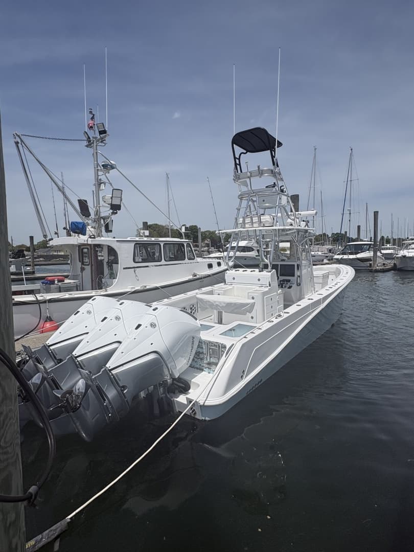2019 Concept 39 Pro Fish