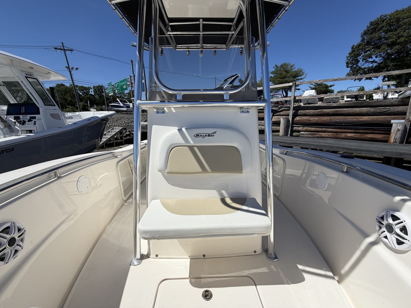 2023 Bulls Bay 200 Center Console