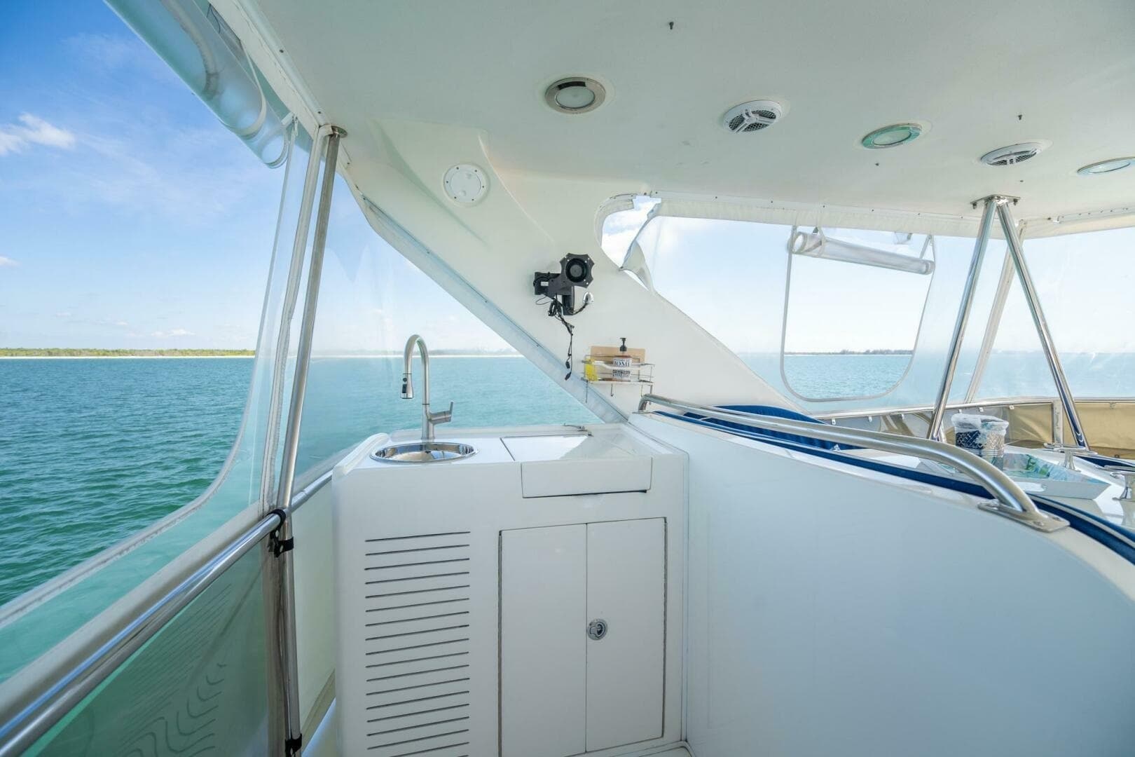 2007 Ocean Alexander 52 Sedan