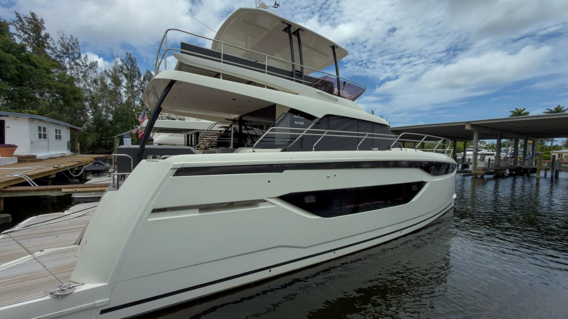 2025 Prestige M48