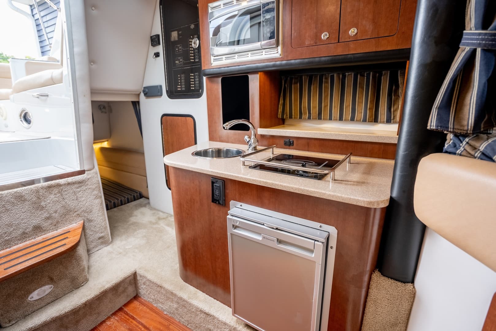 2016 Crownline 294 CR