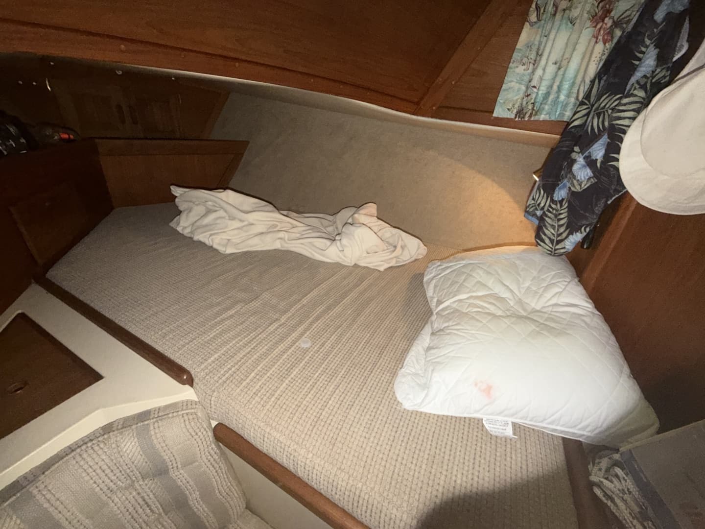 1988 Pacific Seacraft Crealock 37