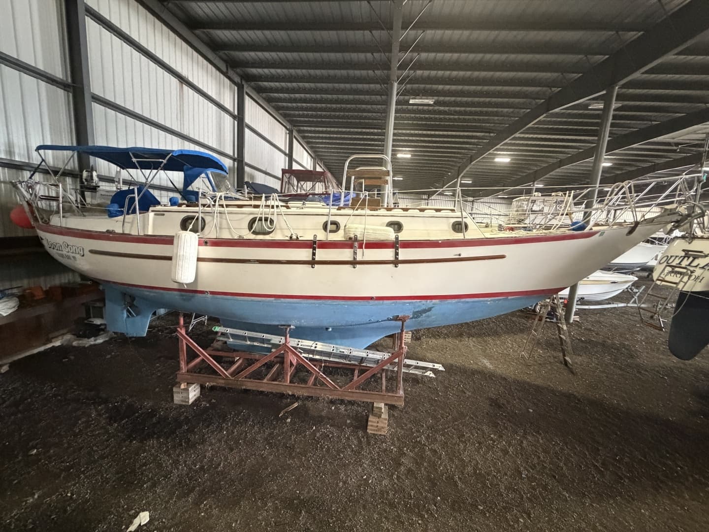 1988 Pacific Seacraft Crealock 37