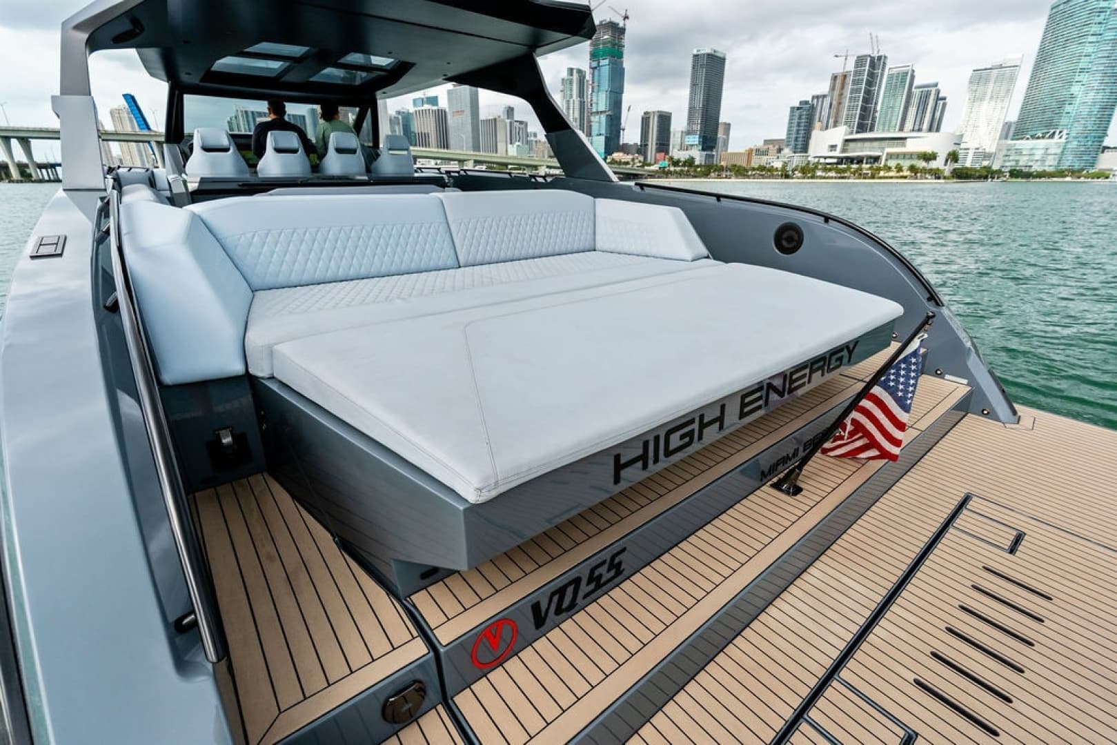 2024 Vanquish Yachts VQ55