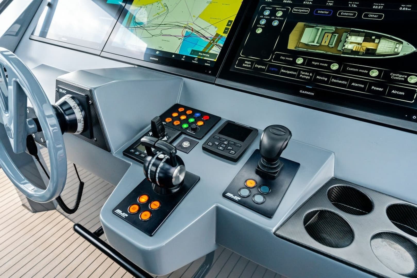 2024 Vanquish Yachts VQ55
