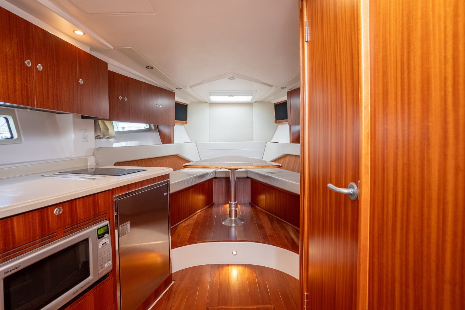 2015 Pursuit 365i SC