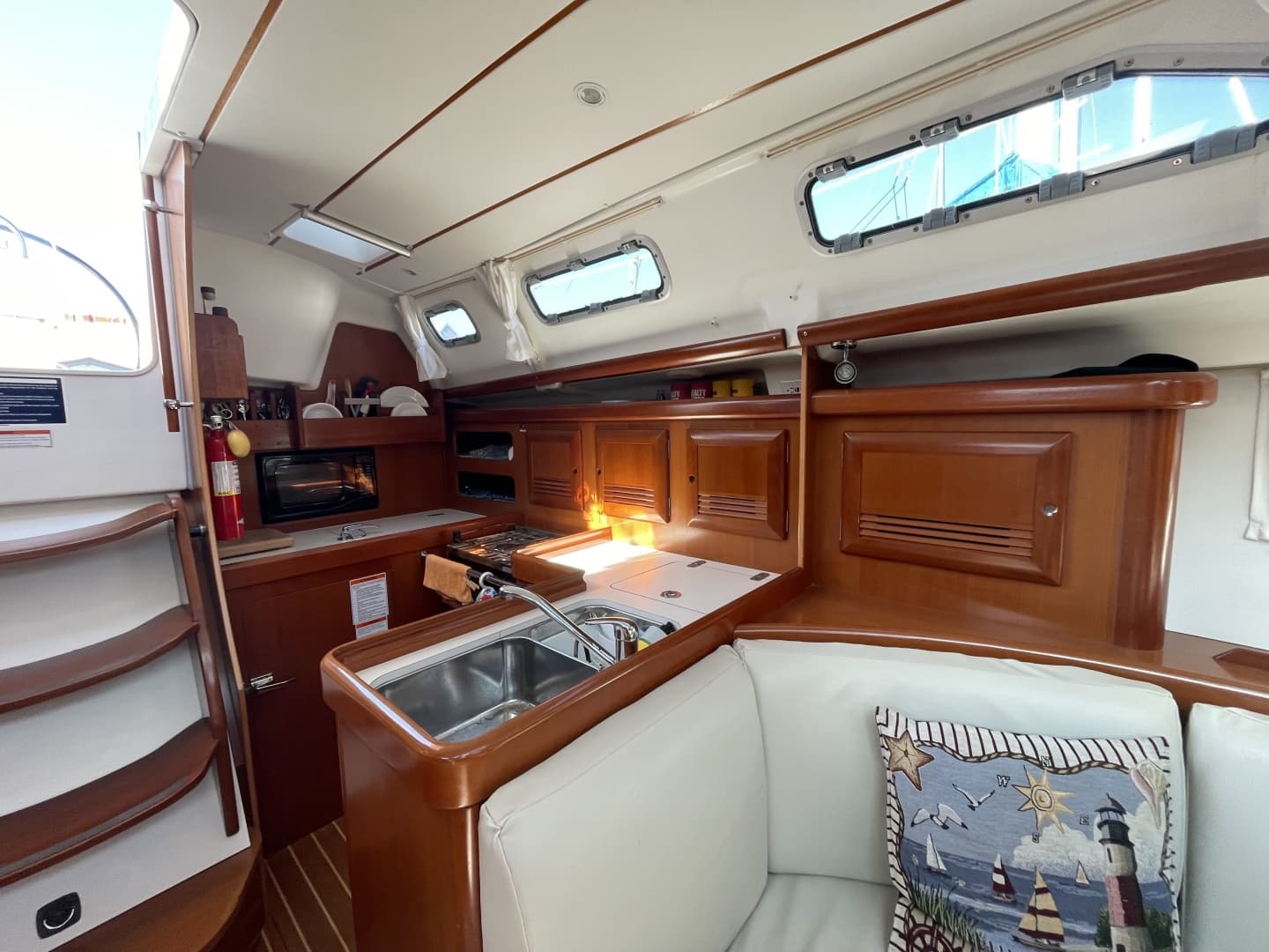 Beneteau 393 galley
