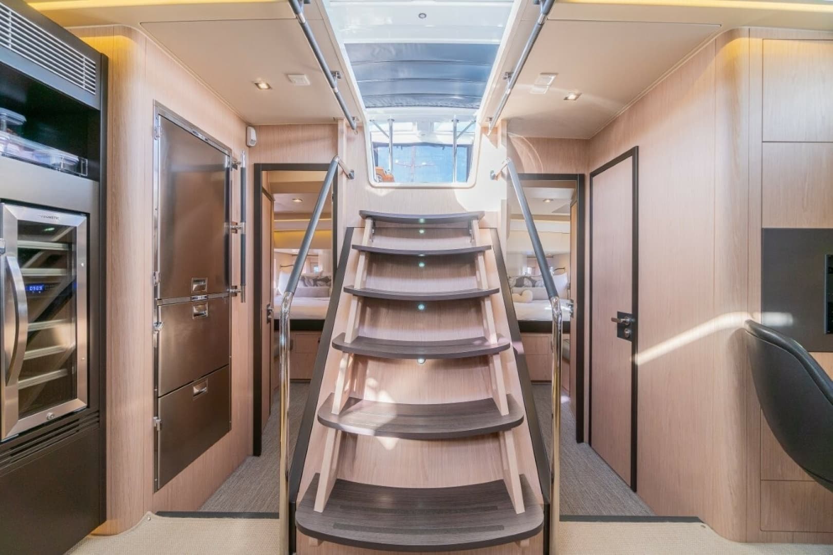 2020 Beneteau Oceanis Yacht 62