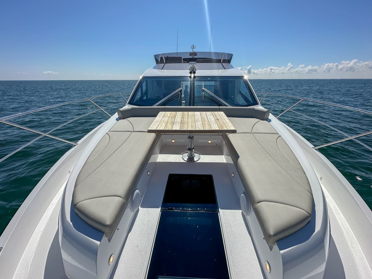 2024 Sunseeker 55 Manhattan