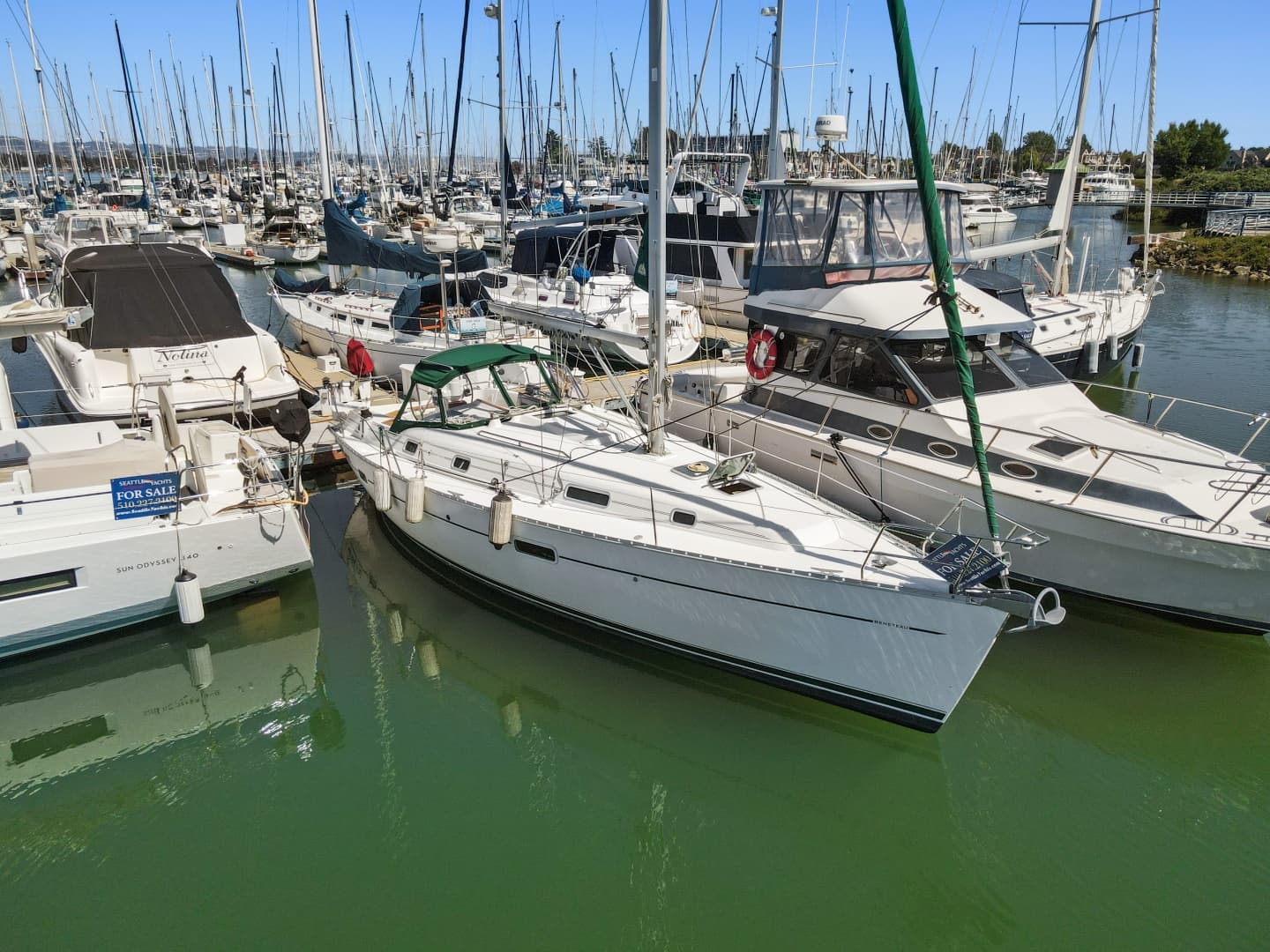 2001 Beneteau 