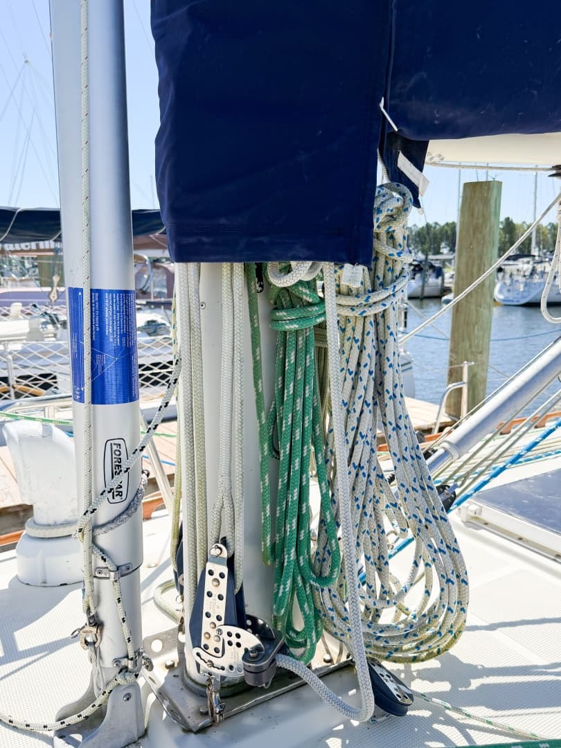 1998 Pacific Seacraft 37