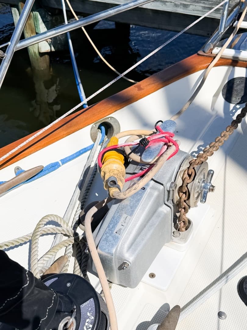 1998 Pacific Seacraft 37