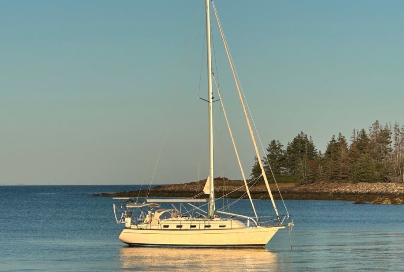 2015 Island Packet 