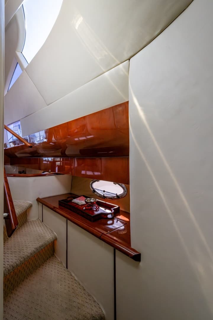 _hallway_01