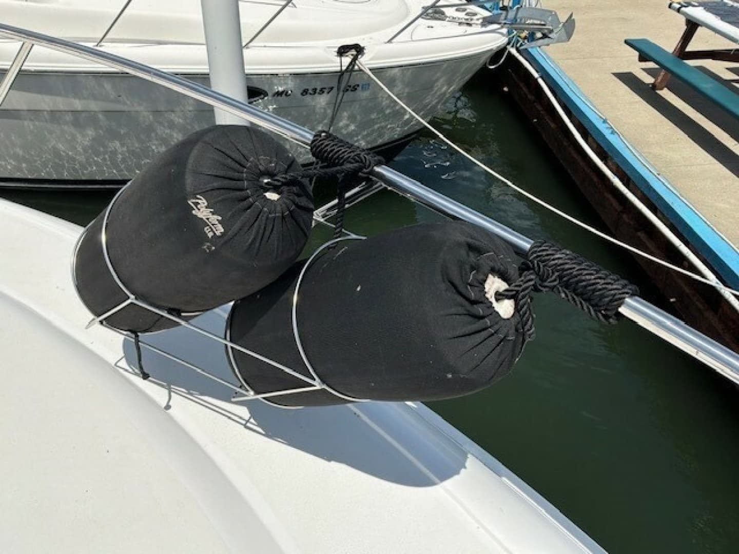 2000 Silverton 41 Convertible