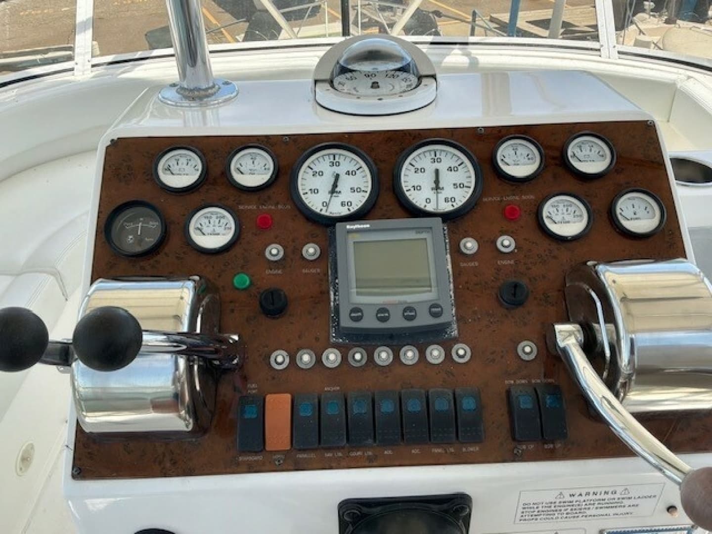 2000 Silverton 41 Convertible