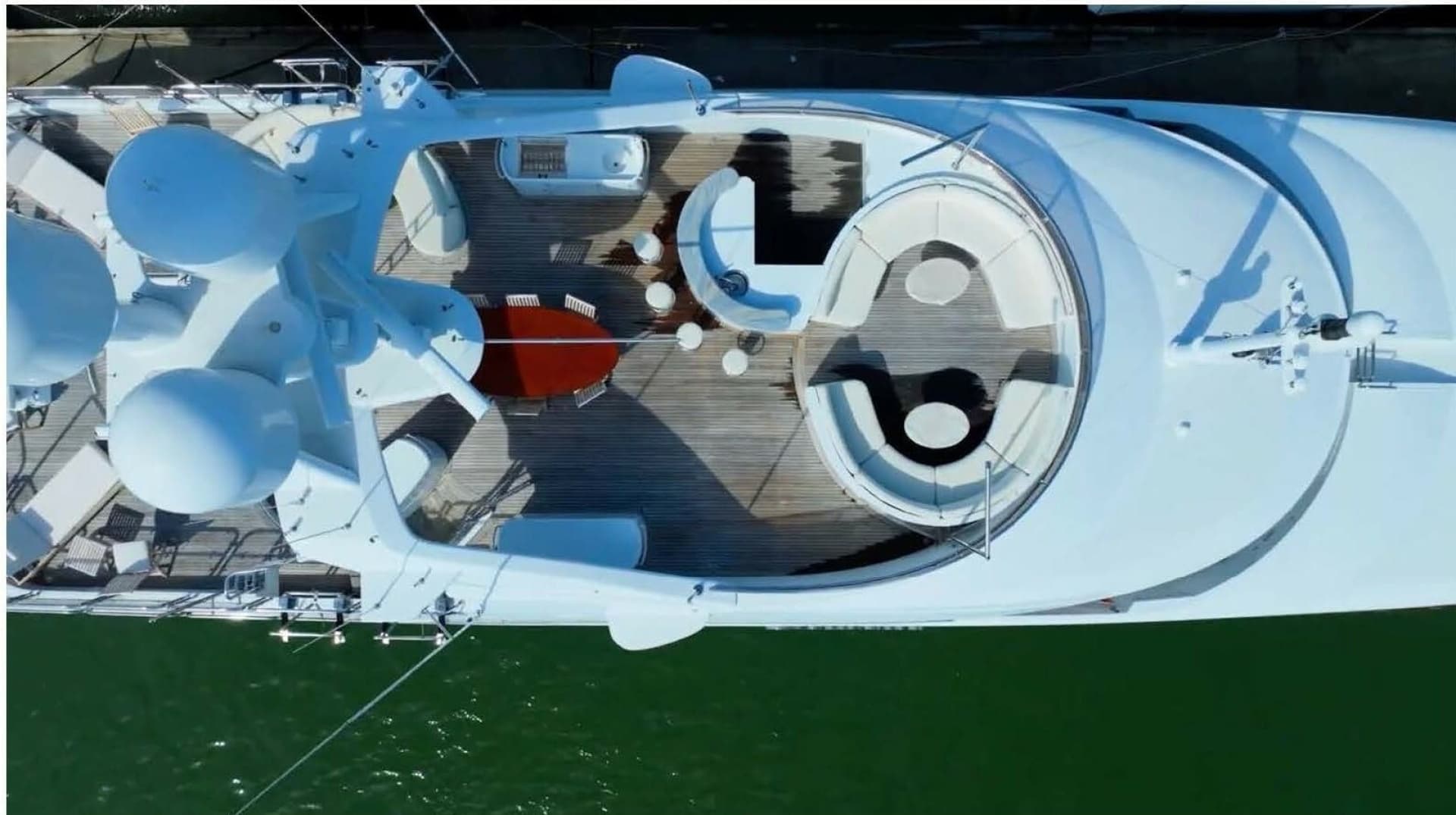 2004 Benetti Vision
