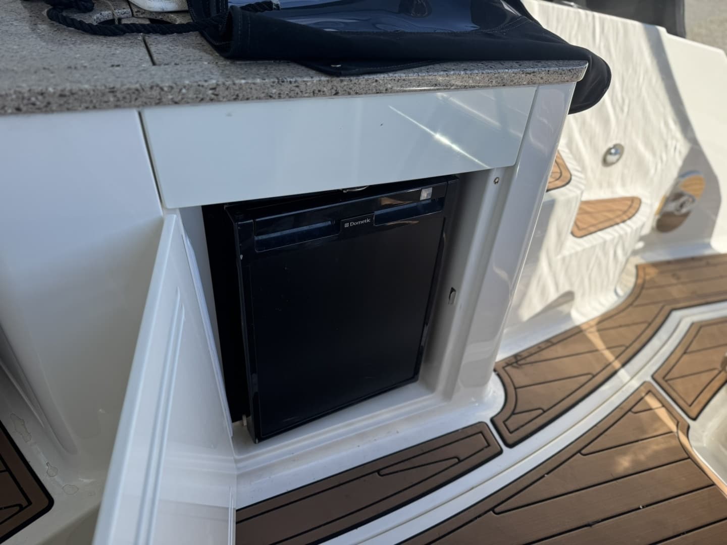2018 Sea Ray 350 Sundancer
